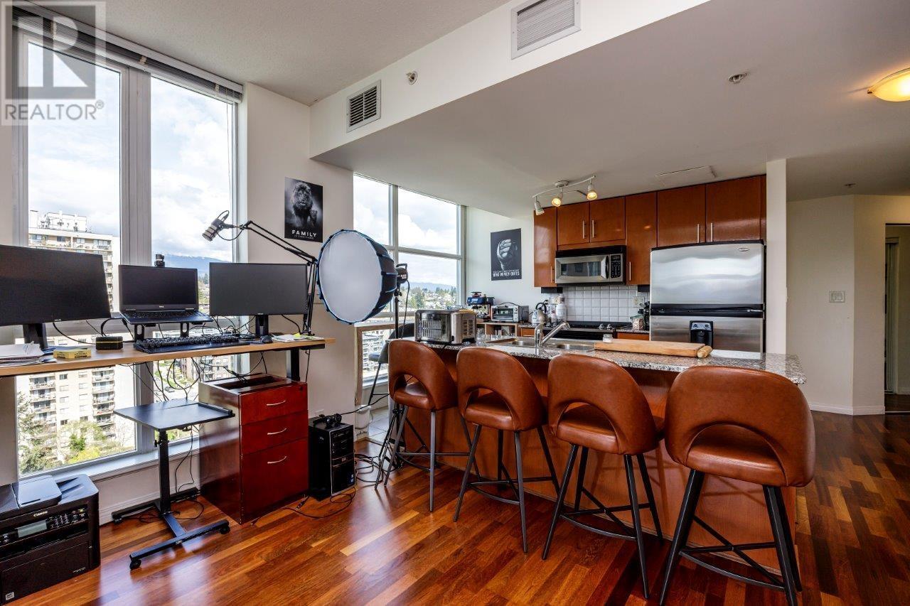 2107 188 E Esplanade Street, North Vancouver, British Columbia  V7L 4Y1 - Photo 11 - R2986760