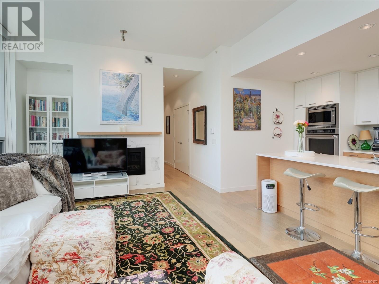 Property at 101 4009 Rainbow Hill Lane image 3