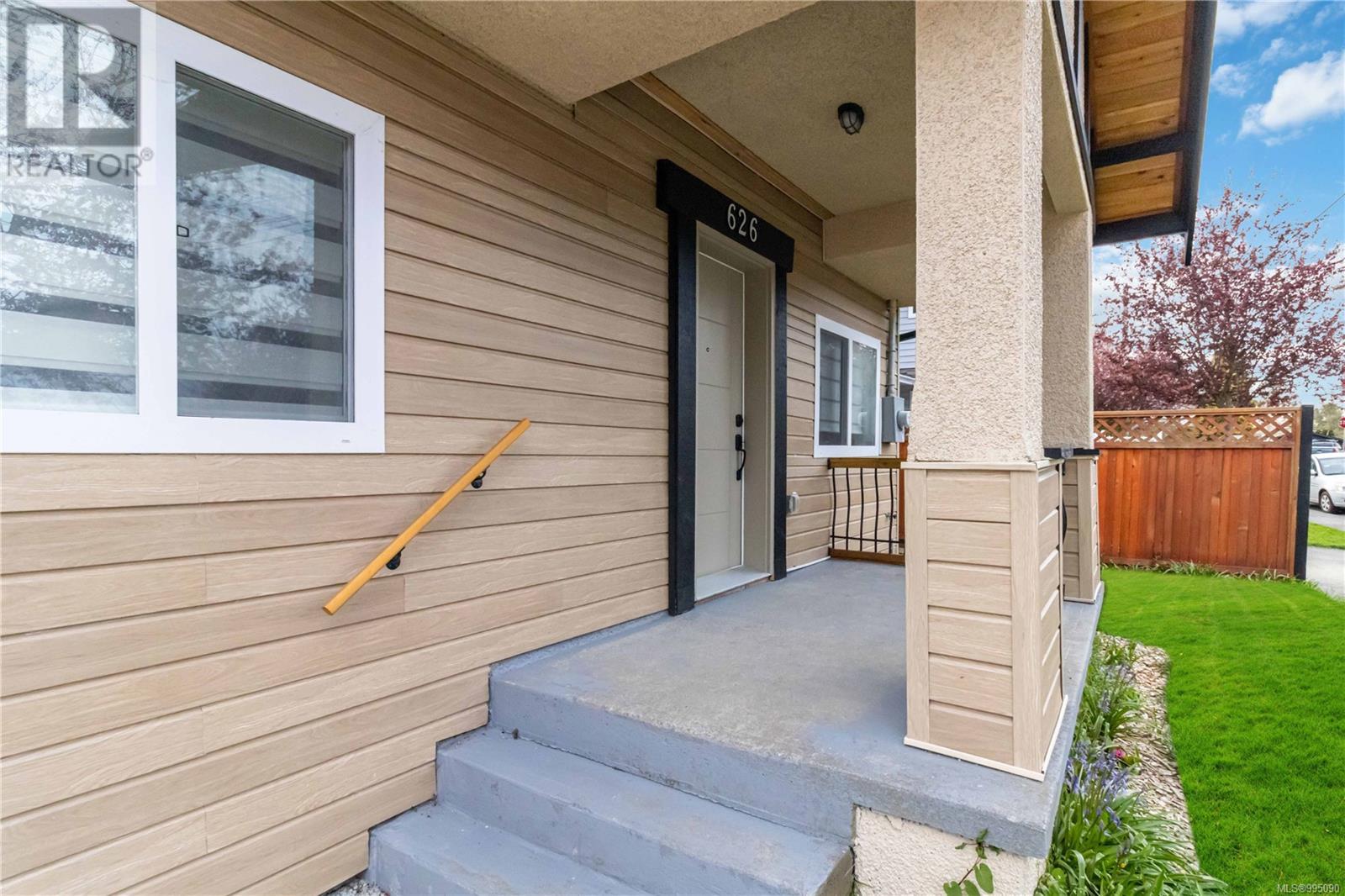 Property at 626 Rothwell St image 5