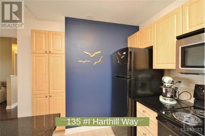 I - 135 Harthill Way, Ottawa, Ontario  K2J 5V1 - Photo 13 - X12079199