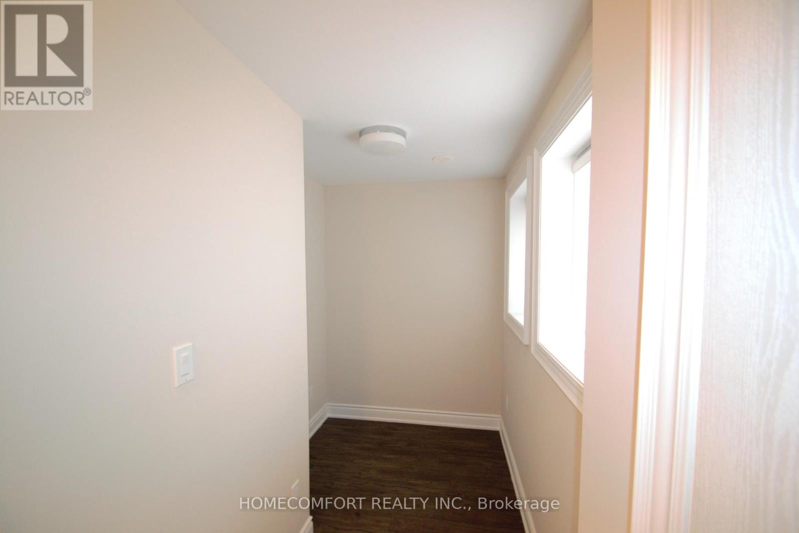 18 - 10 Lunar Crescent, Mississauga (Streetsville), Ontario  L5M 2R5 - Photo 2 - W12079205