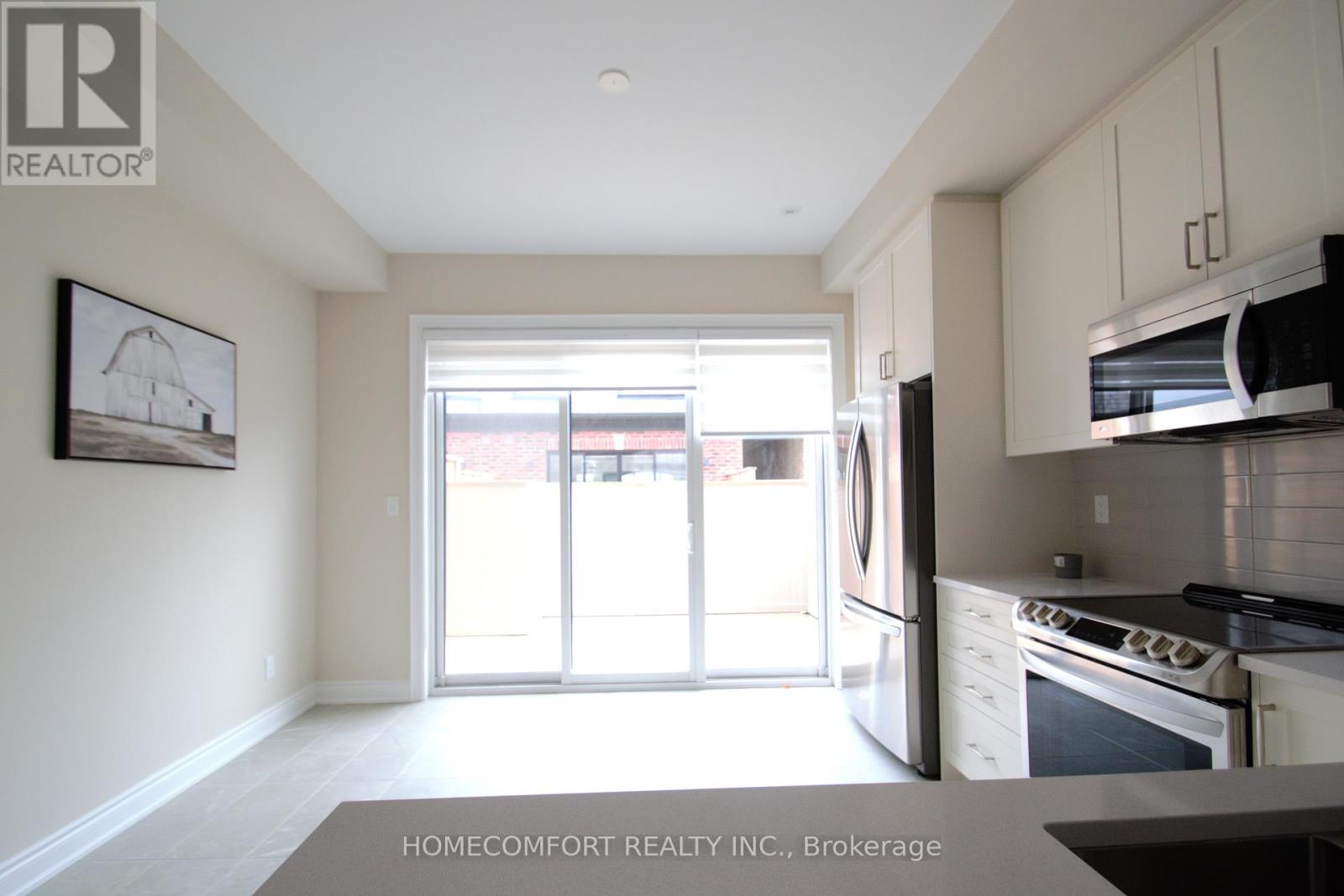 18 - 10 Lunar Crescent, Mississauga (Streetsville), Ontario  L5M 2R5 - Photo 4 - W12079205