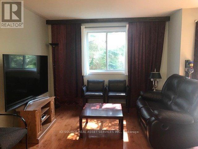19 Tanoak Drive, London, Ontario  N6G 4Z9 - Photo 5 - X12079218