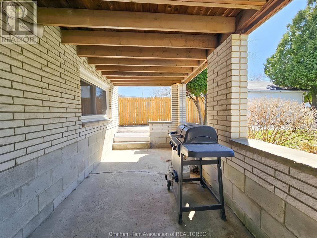 Property at 21 Pine DRIVE image 5