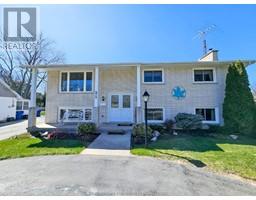 21 Pine DRIVE, Wallaceburg, Ontario