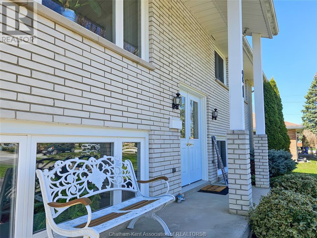 Property at 21 Pine DRIVE image 2