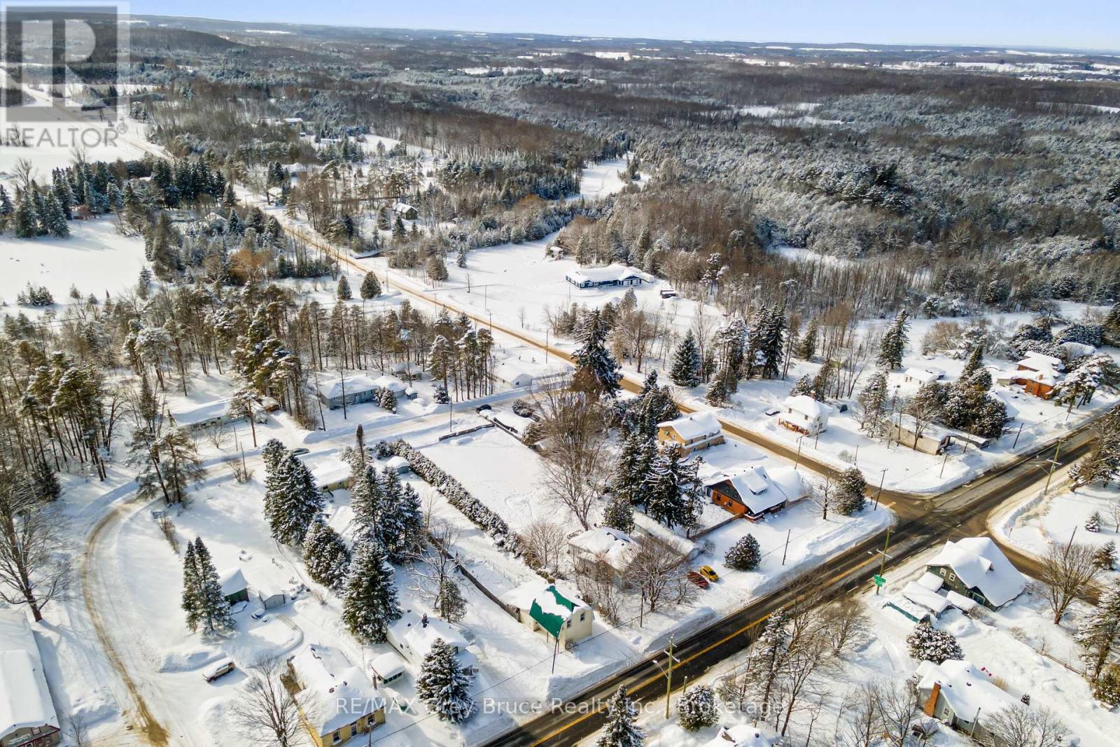 776852 Highway 10 Highway S, Chatsworth, Ontario  N0H 1R0 - Photo 4 - X12022105