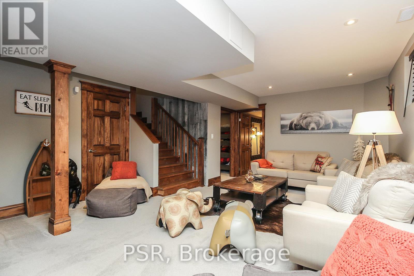 145 Snowbridge Way, Blue Mountains, Ontario  L9Y 0V1 - Photo 16 - X12079233