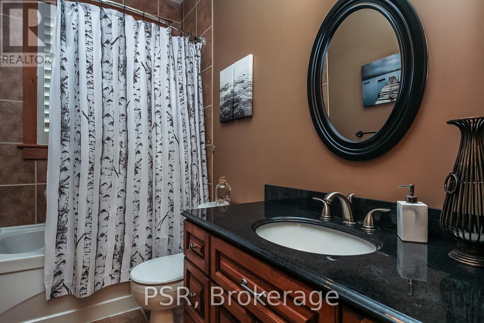 145 Snowbridge Way, Blue Mountains, Ontario  L9Y 0V1 - Photo 23 - X12079233