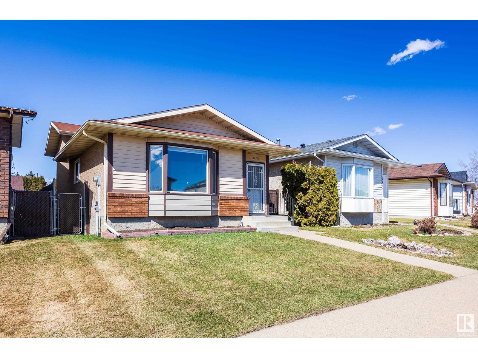 Property at 15706 78 ST NW image 3