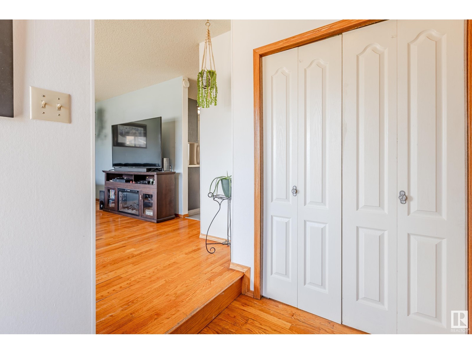 Property at 15706 78 ST NW image 5