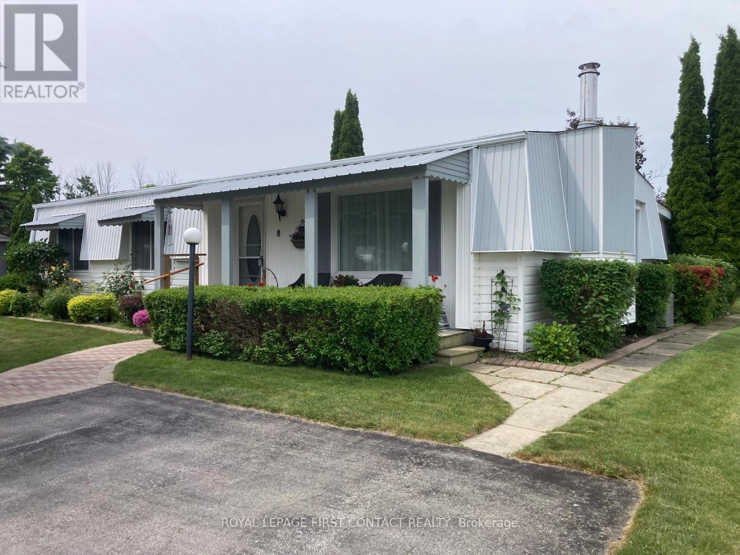 Property at 8 BONAVISTA ARM image 1