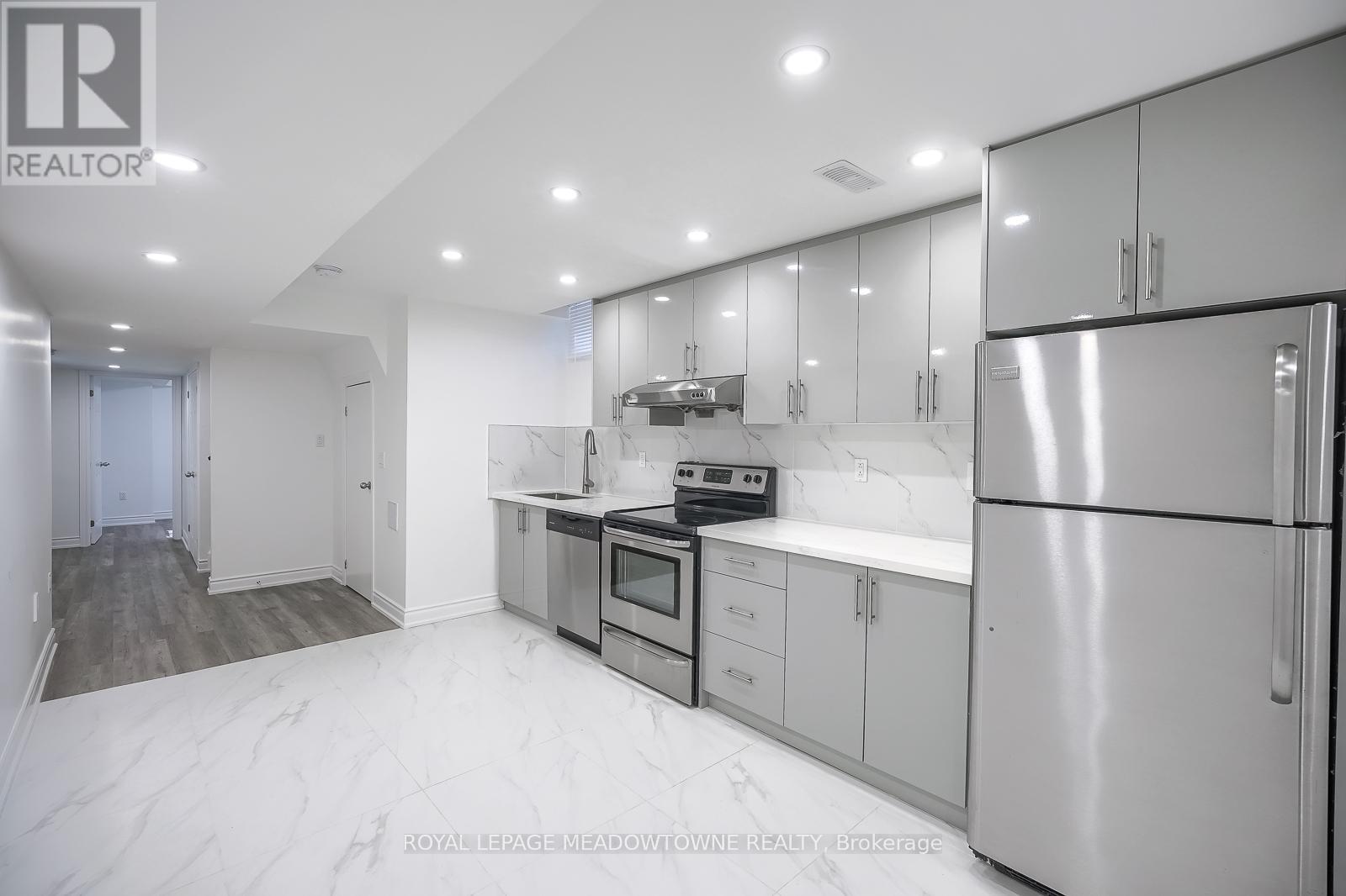 9 Moore's Court, Markham, Ontario  L6B 0V6 - Photo 35 - N12079232