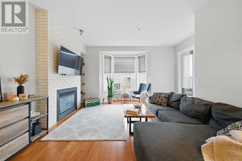 303, 880 Centre Avenue, Calgary, Alberta  T2E 9C3 - Photo 3 - A2210246