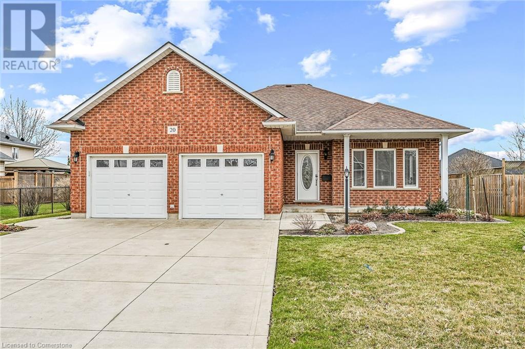 20 OAK Crescent, Hagersville, Ontario