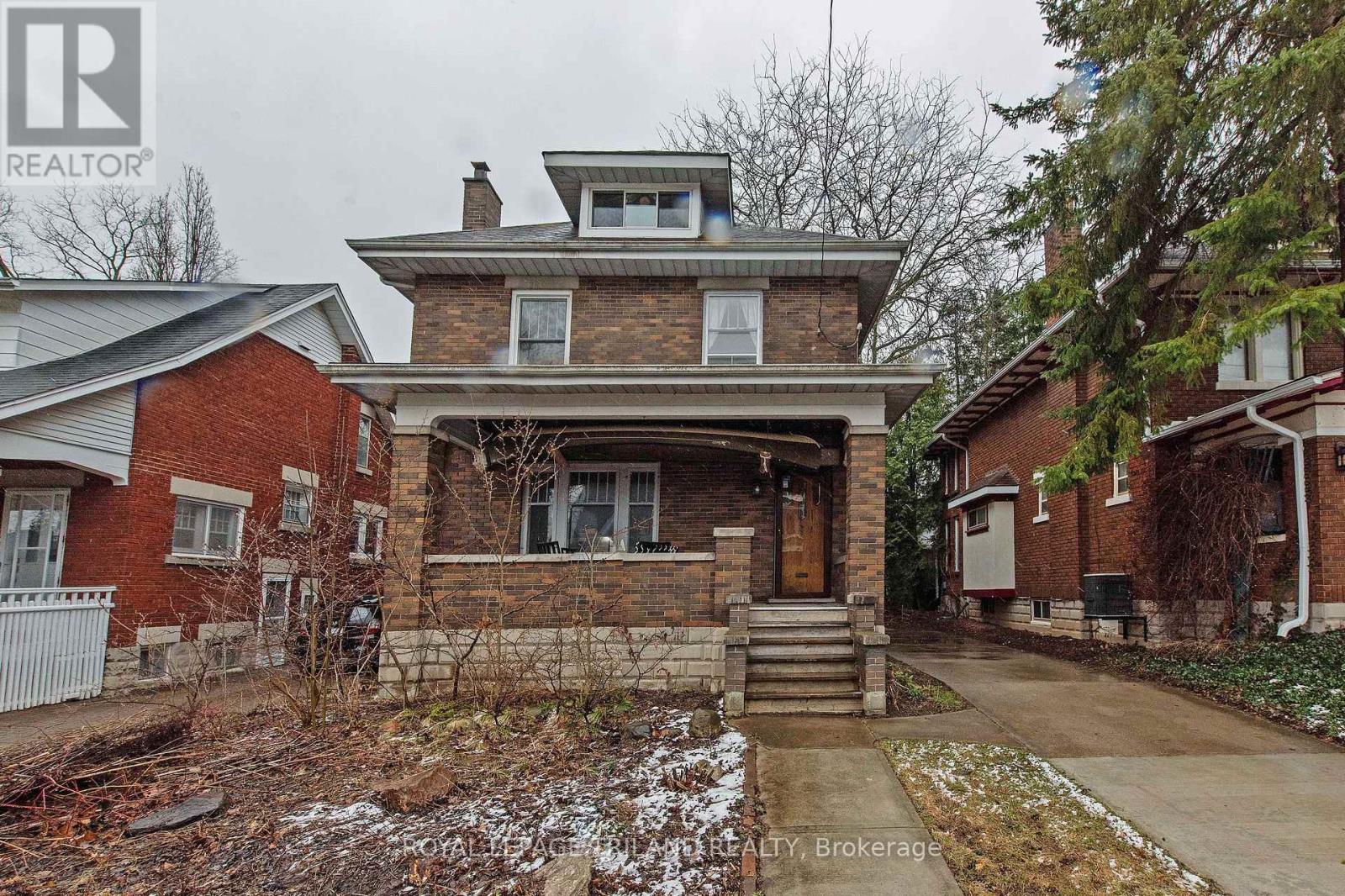 13 Mckenzie Avenue