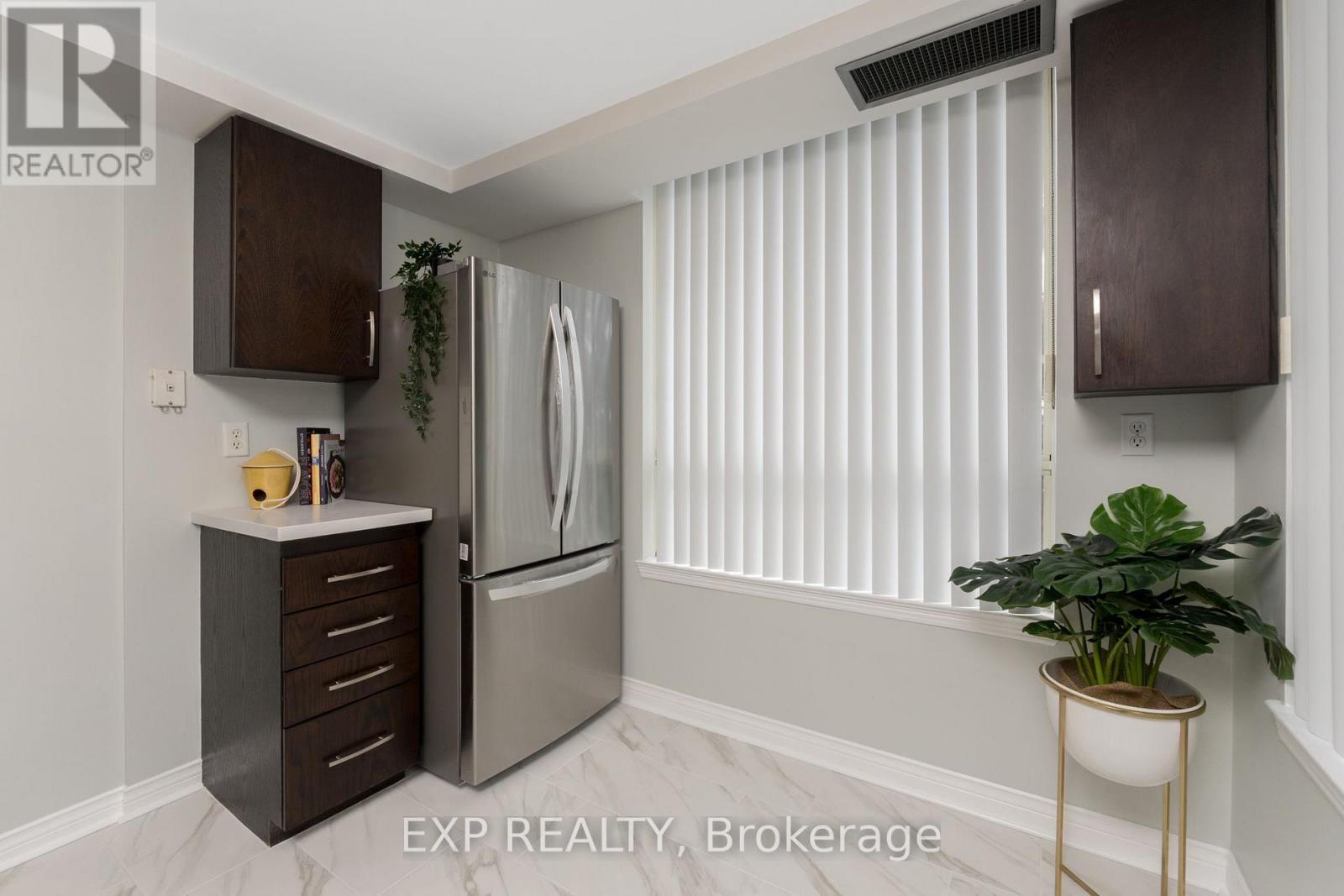 214 - 7 Bishop Avenue, Toronto, Ontario  M2M 4J4 - Photo 16 - C12079286