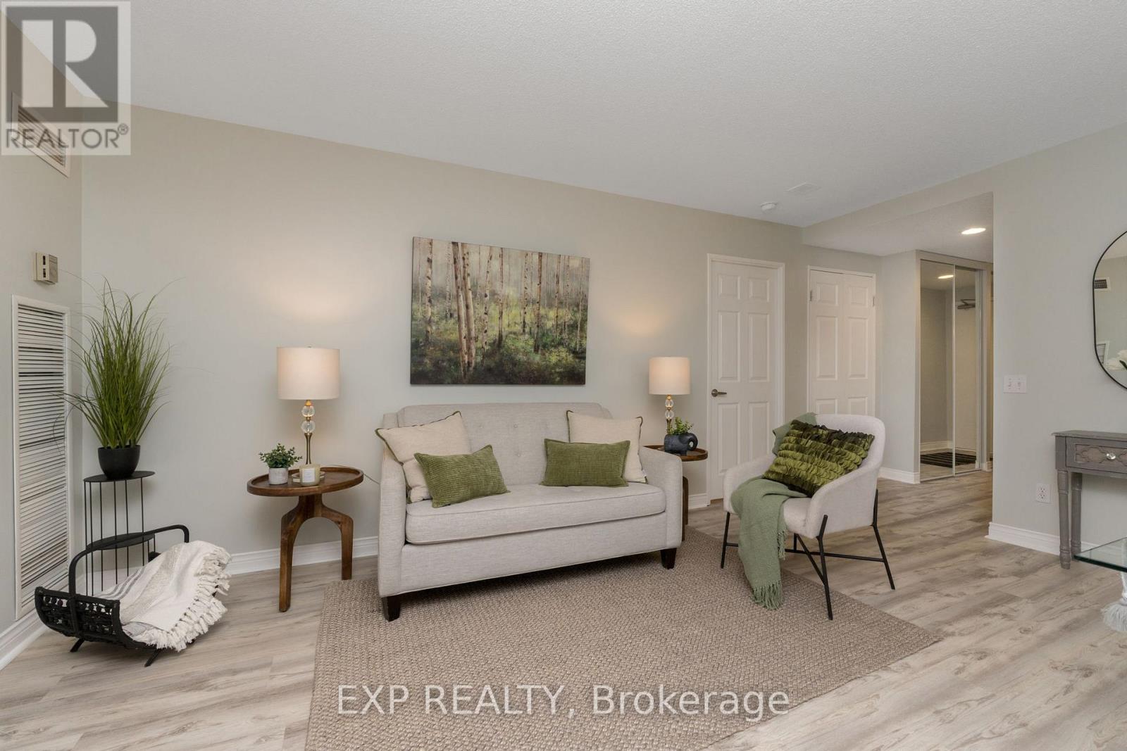 214 - 7 Bishop Avenue, Toronto, Ontario  M2M 4J4 - Photo 7 - C12079286