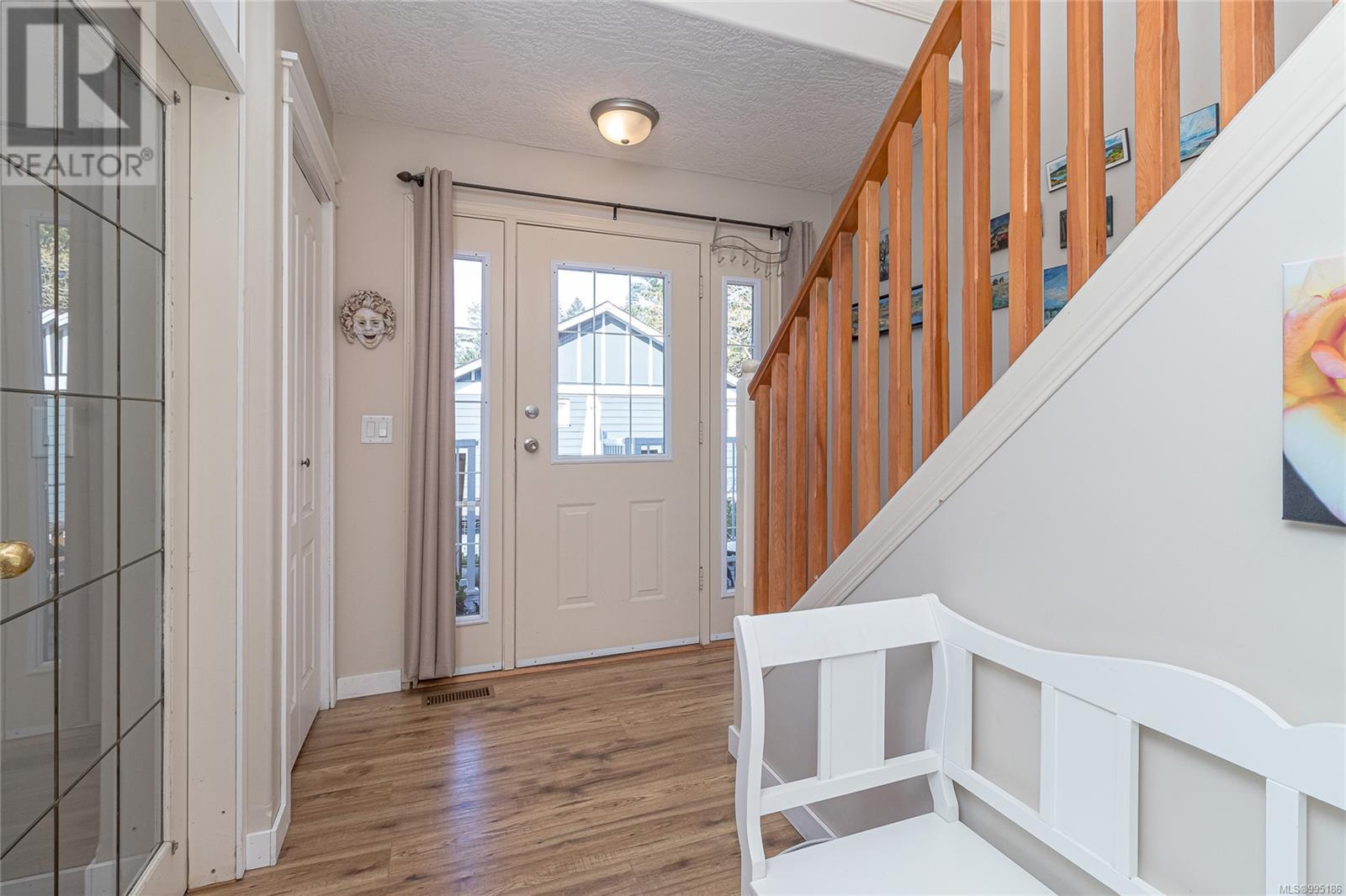 Property at 5293 Cormorant Pl image 2