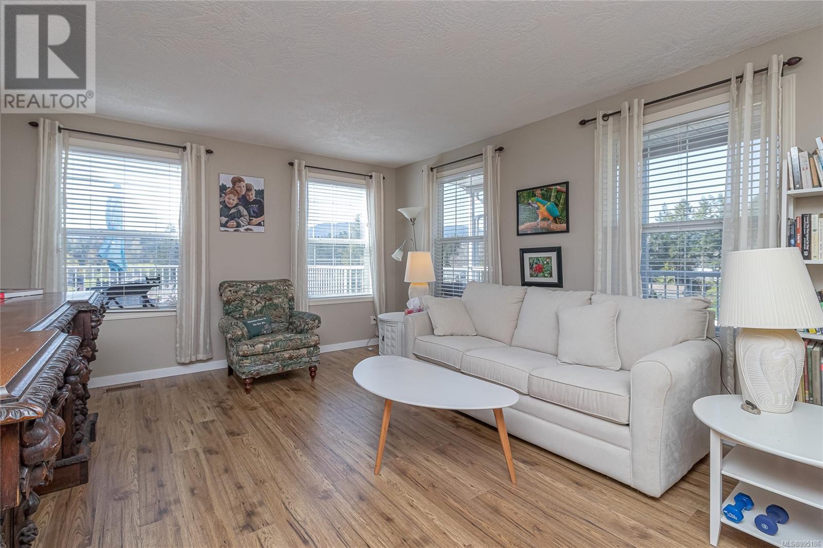 Property at 5293 Cormorant Pl image 3