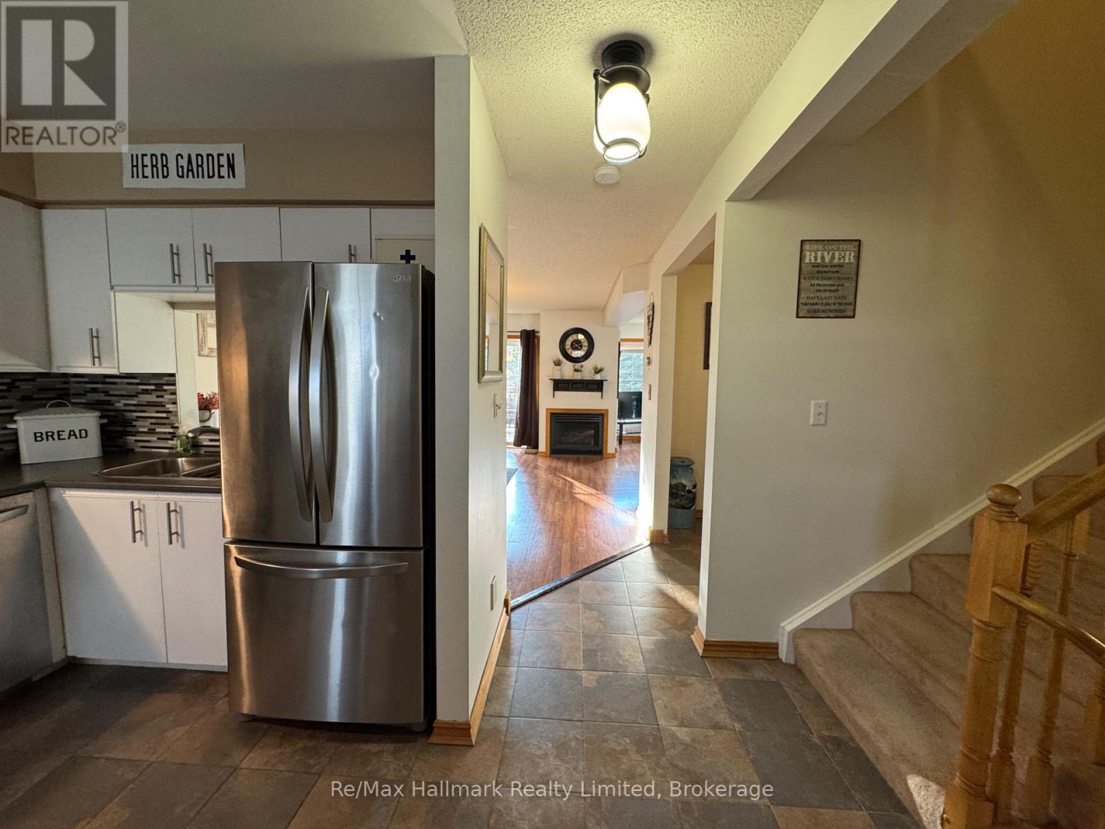 20 Liza Crescent, Bracebridge, Ontario  P1L 1G4 - Photo 9 - X12078869