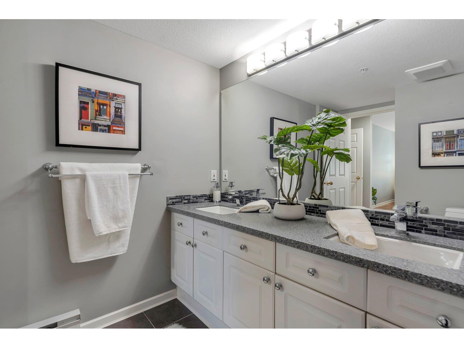 211 15185 22 Avenue, Surrey, British Columbia  V4A 9T4 - Photo 24 - R2989600
