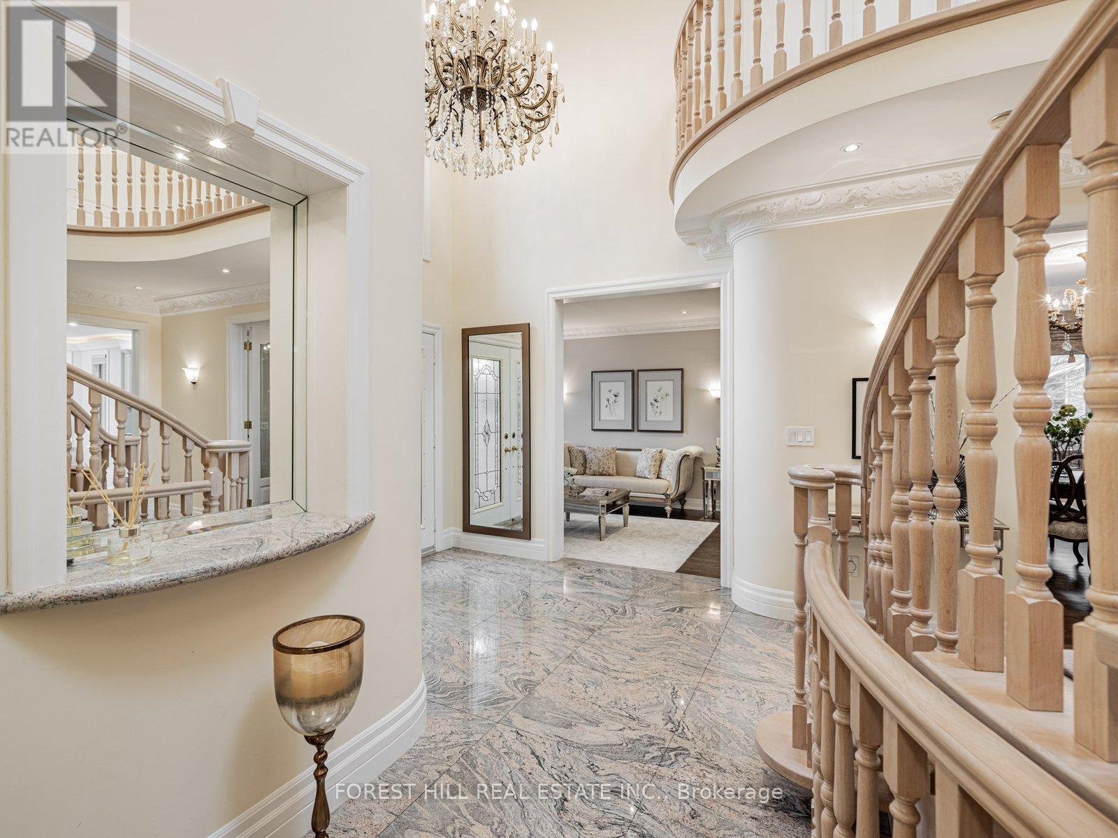 Property at 18 LAILEY CRESCENT image 3