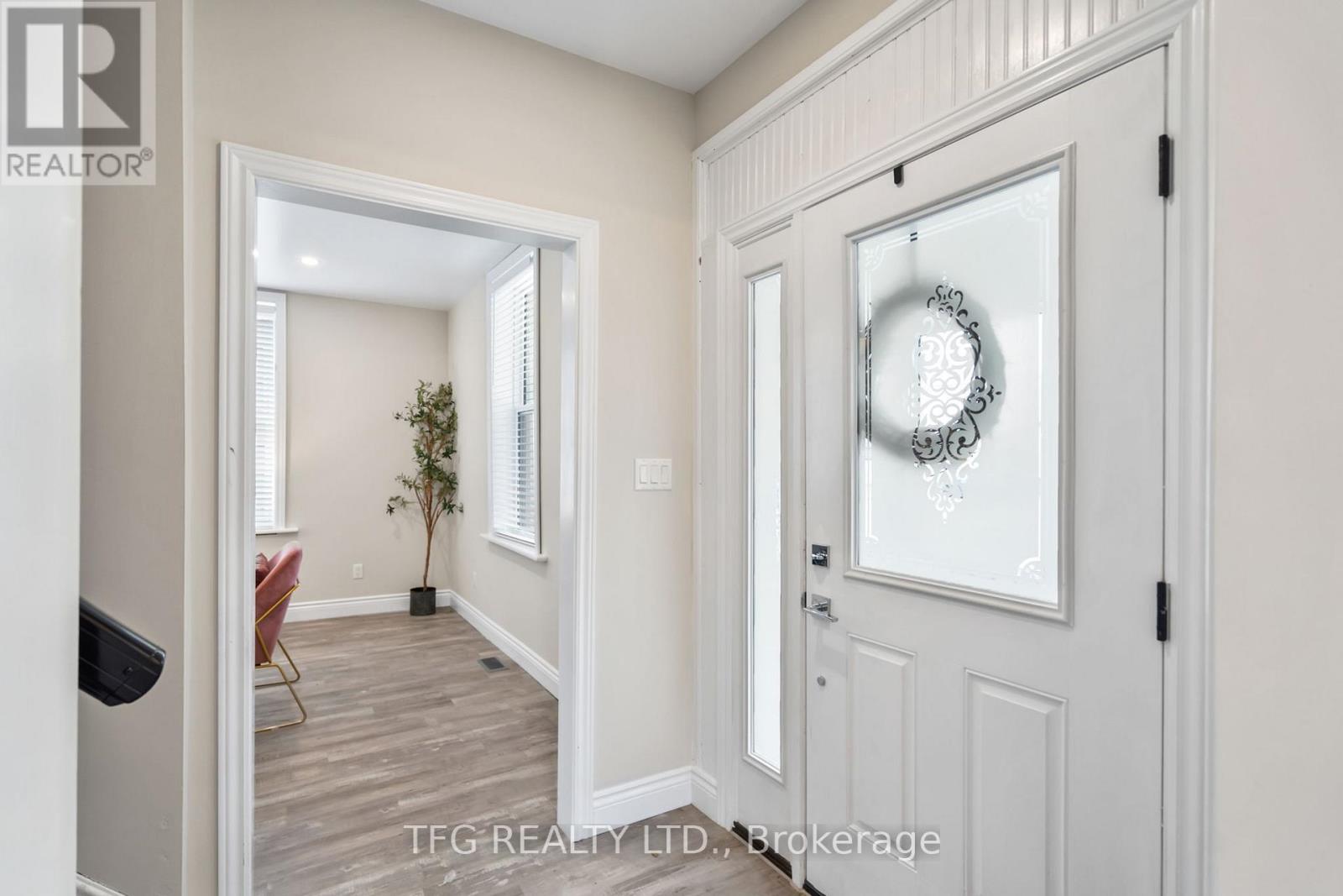 Property at 80 KING STREET E image 5