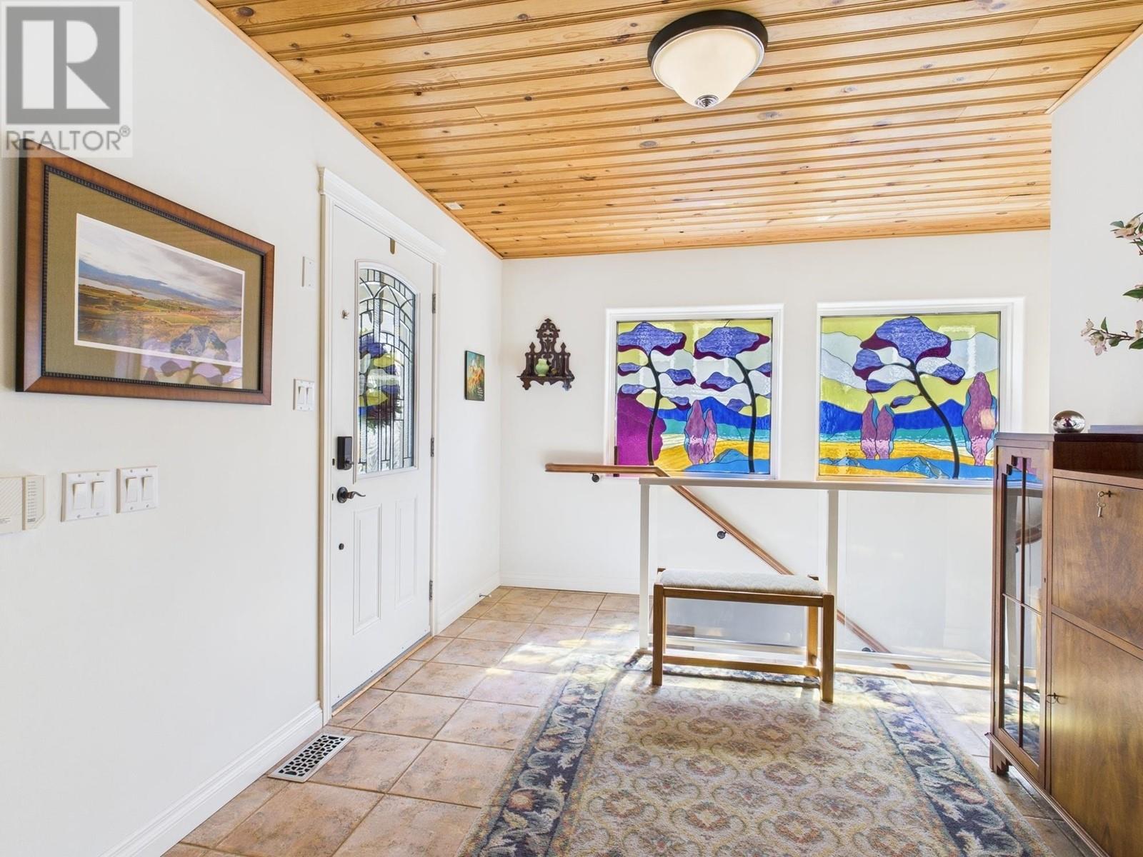 Property at 4007 Lobelia Drive image 5
