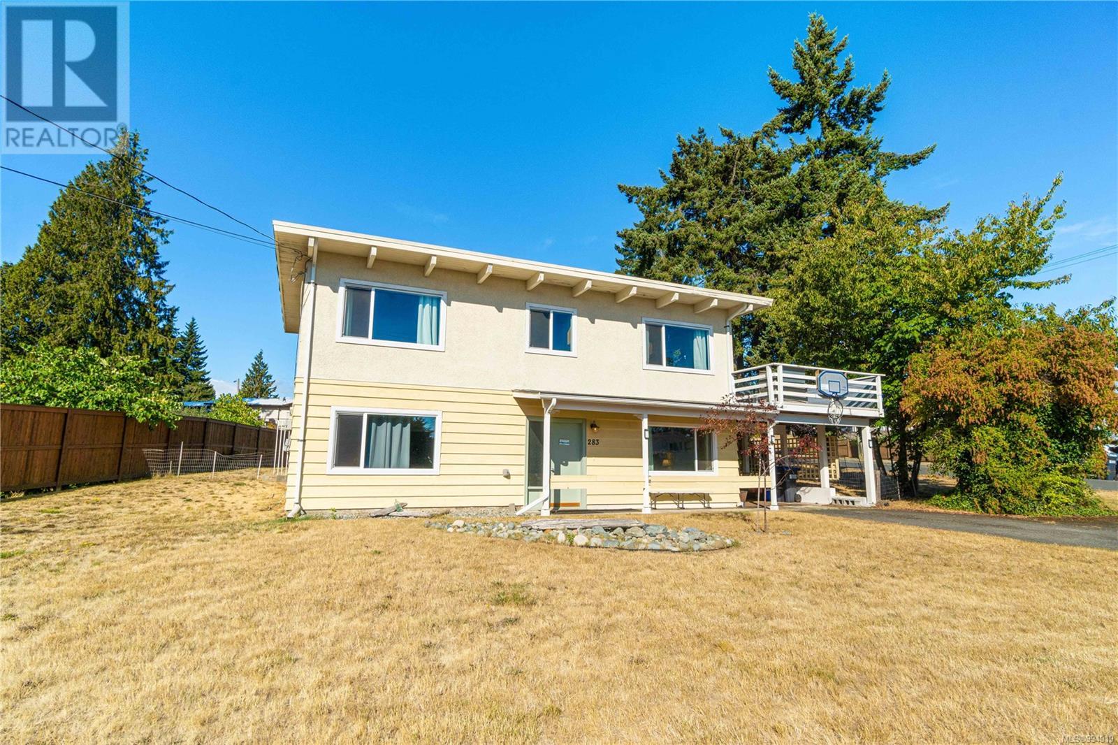 Property at 283 Dogwood St image 1