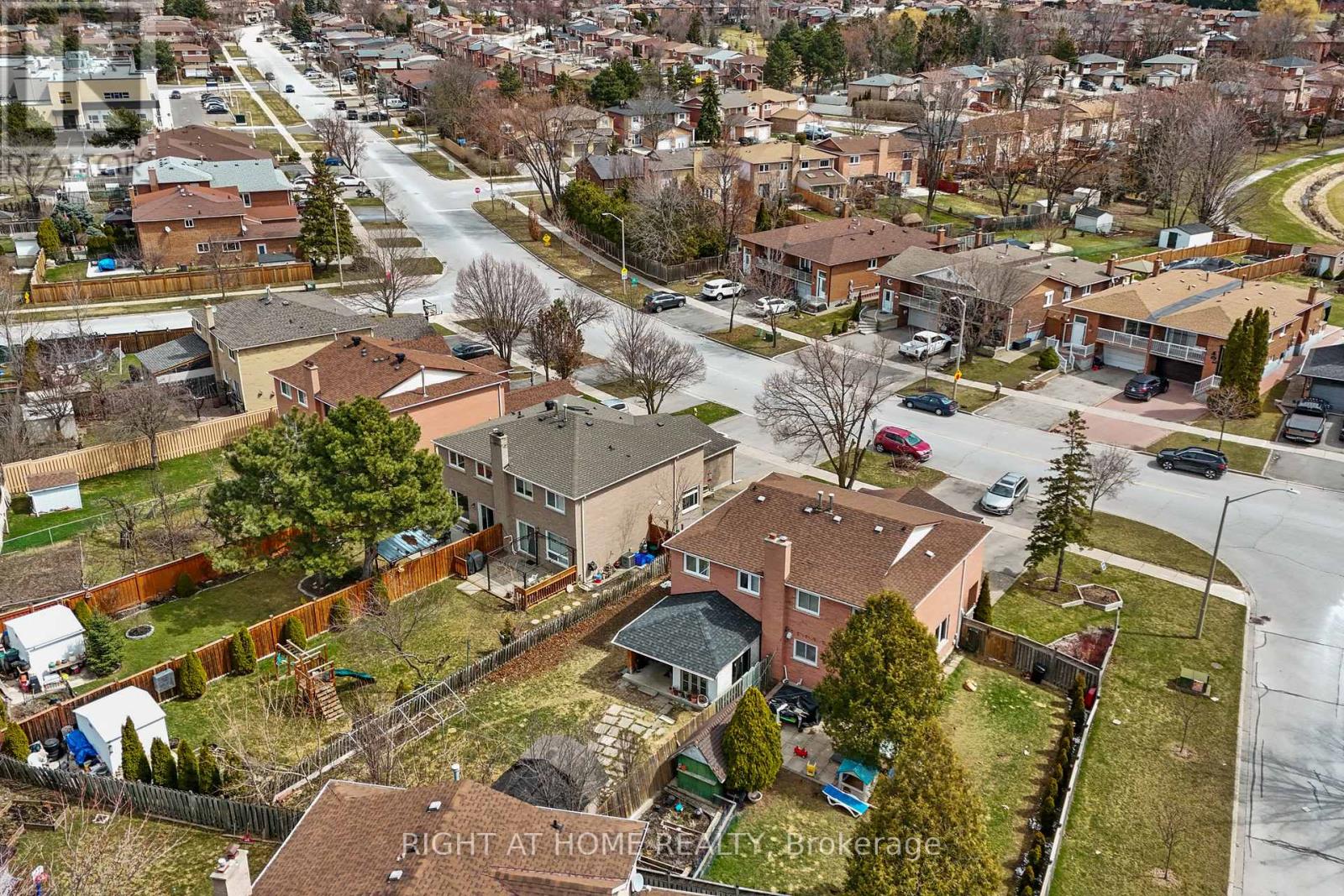 272 Aberdeen Avenue, Vaughan, Ontario  L4L 3H3 - Photo 37 - N12079371