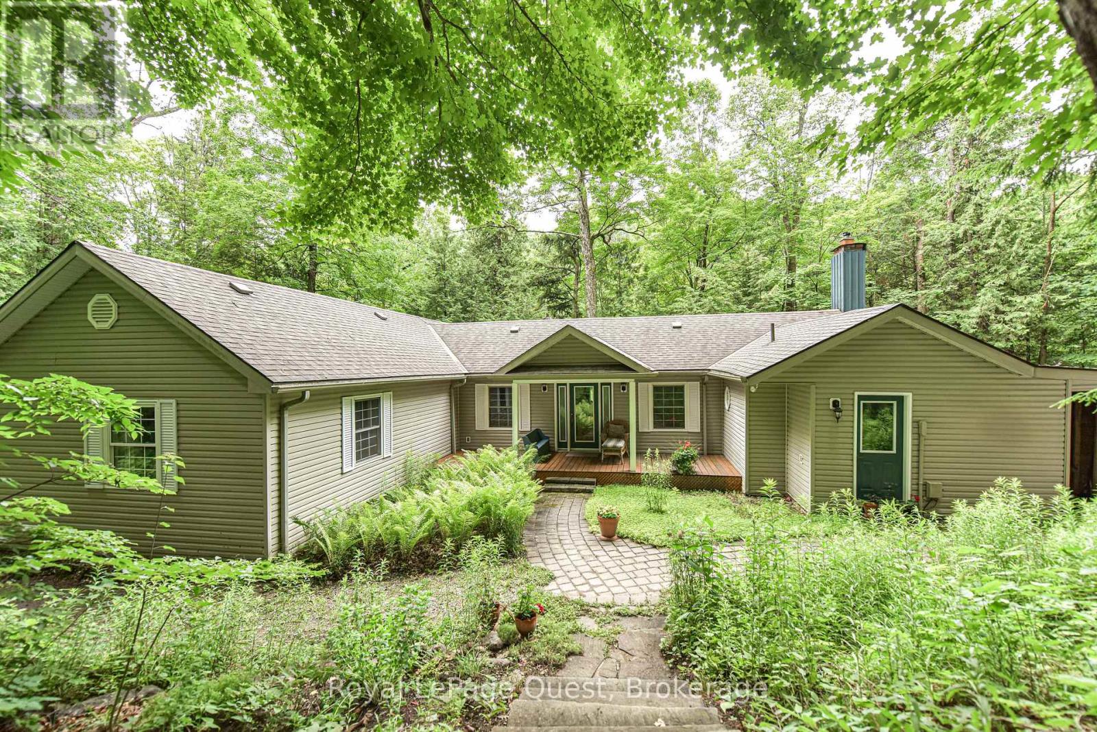 1923 Marchmont Road, Severn, Ontario  L3V 0V6 - Photo 2 - S12014165