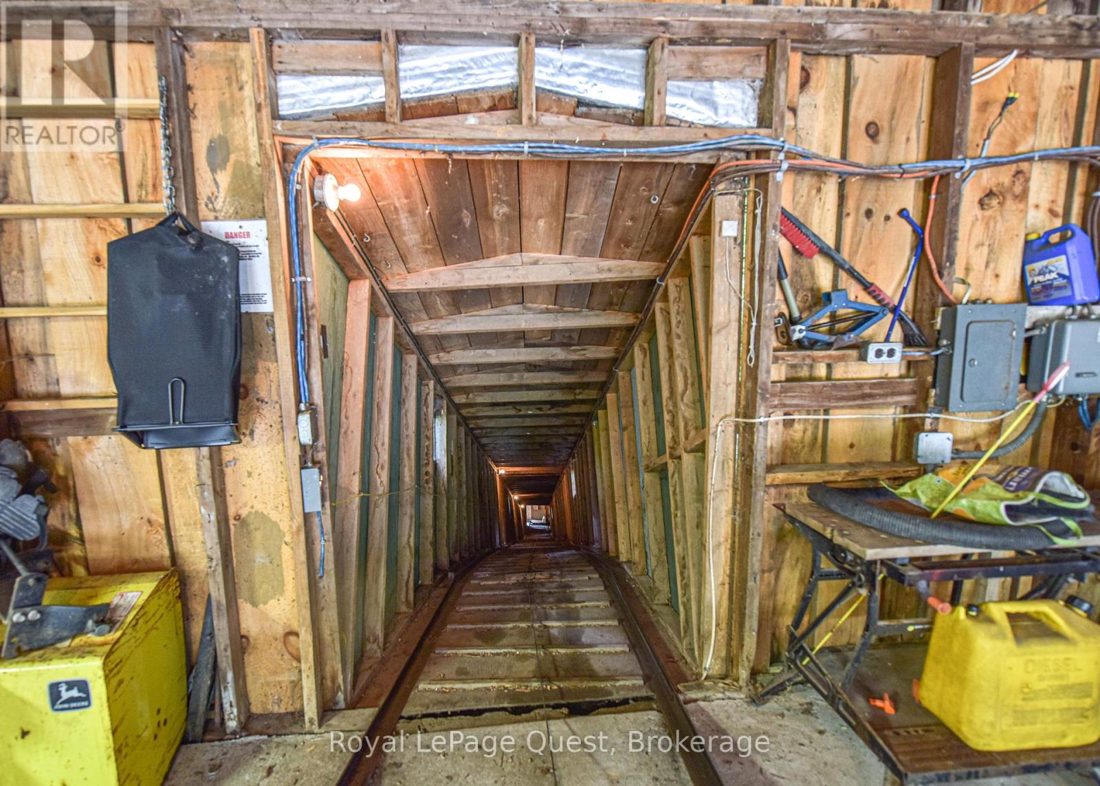 1923 Marchmont Road, Severn, Ontario  L3V 0V6 - Photo 39 - S12014165