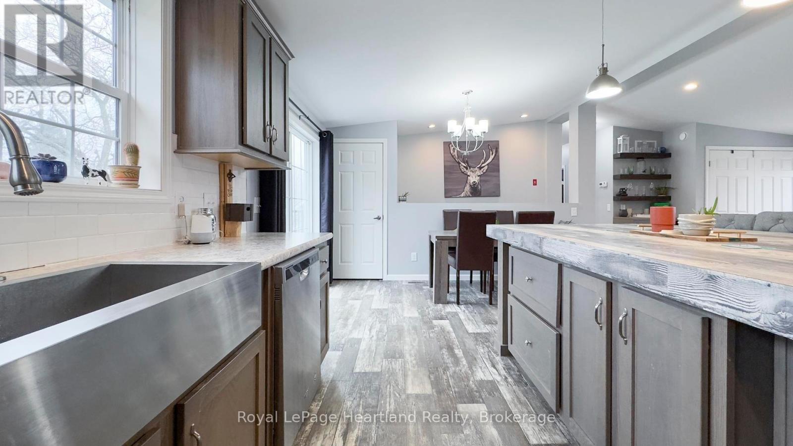 570 Hamilton Street, Huron-Kinloss, Ontario  N0G 2H0 - Photo 16 - X12034045