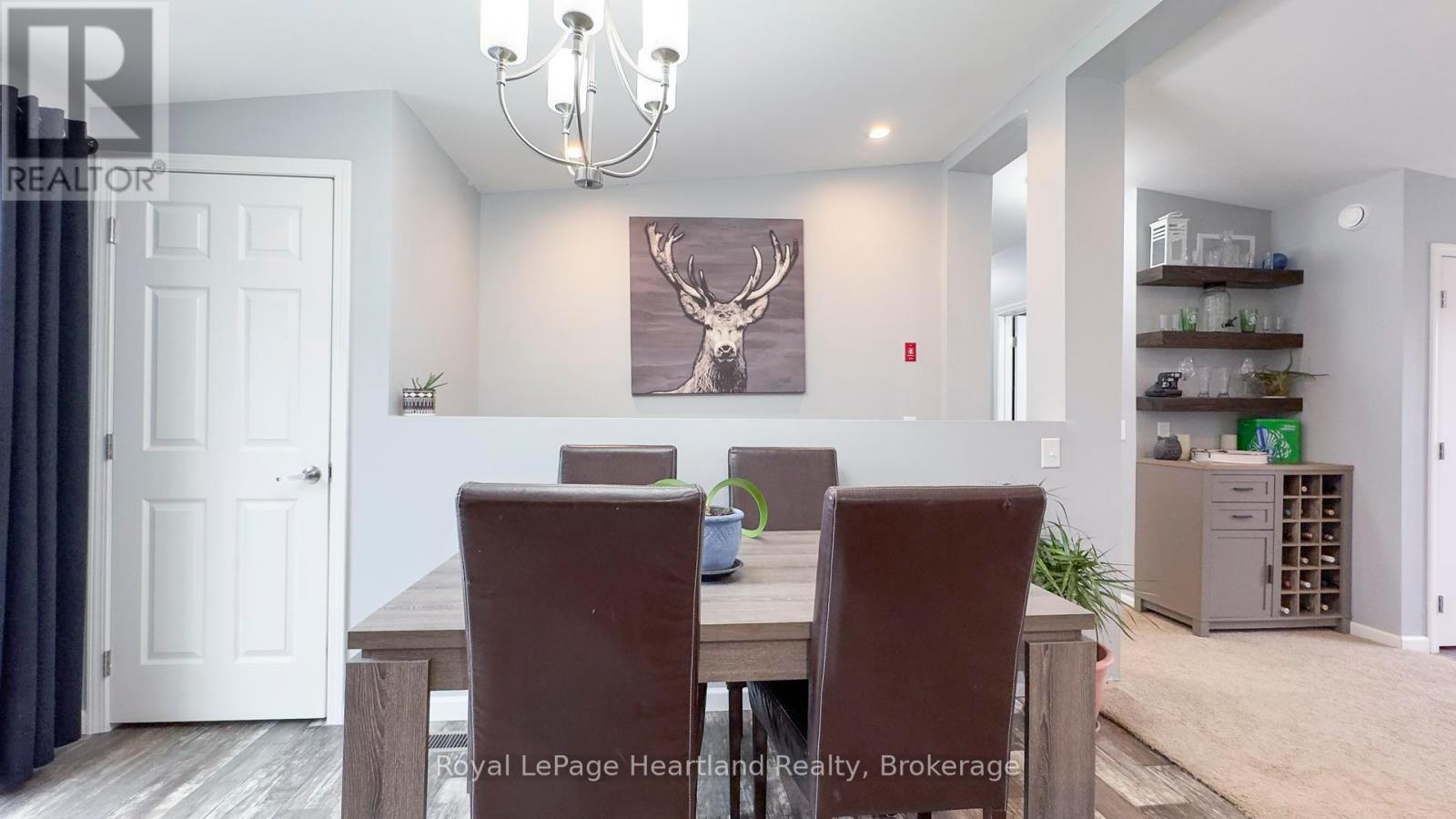 570 Hamilton Street, Huron-Kinloss, Ontario  N0G 2H0 - Photo 17 - X12034045