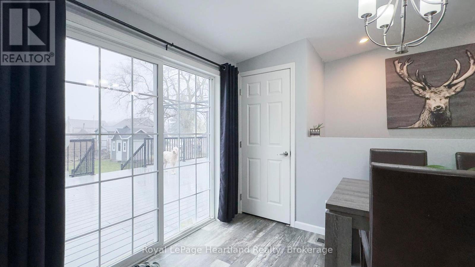 570 Hamilton Street, Huron-Kinloss, Ontario  N0G 2H0 - Photo 18 - X12034045