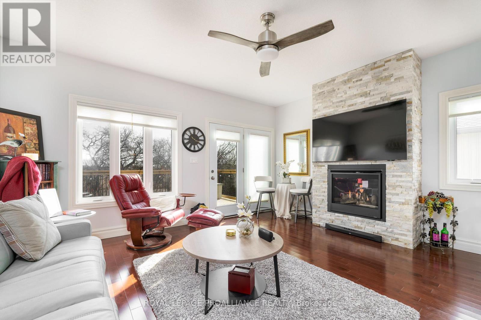 12 Dorchester Drive, Prince Edward County (Wellington Ward), Ontario  K0K 3L0 - Photo 10 - X12079399