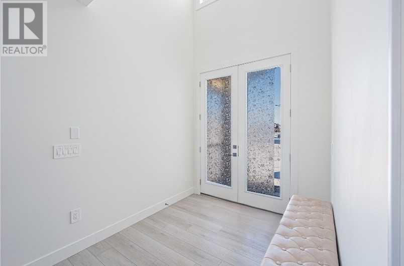 Property at 1001 Waterford Drive SE image 4
