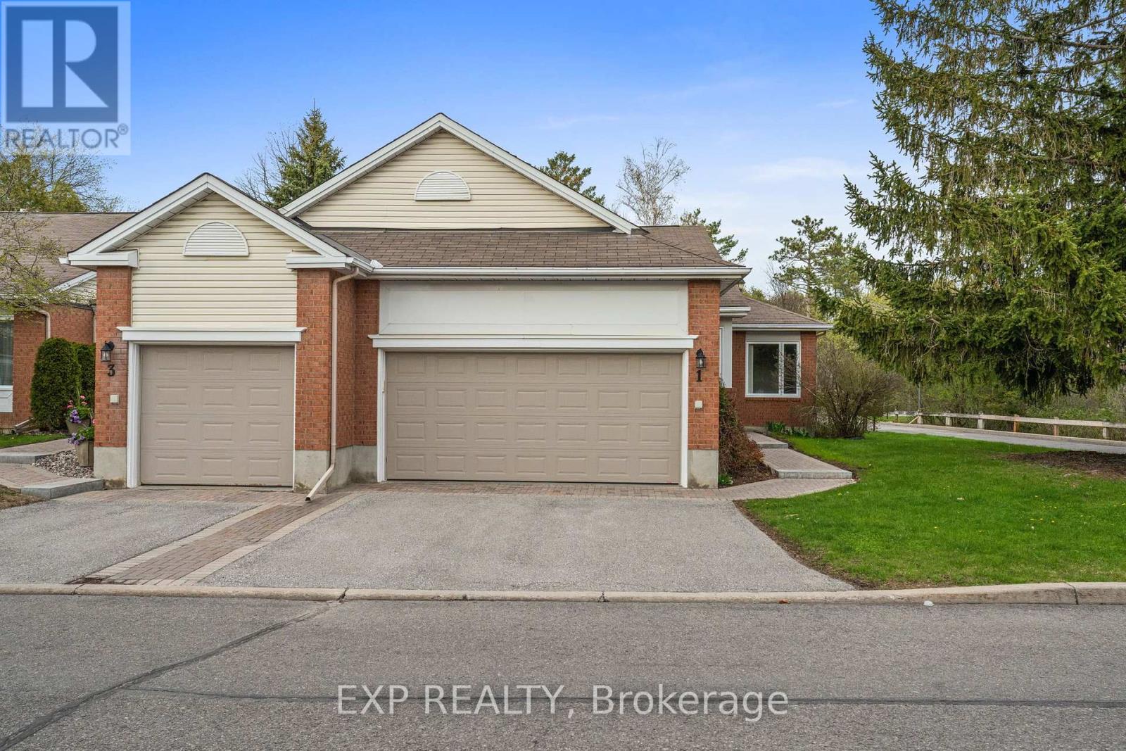 1 Heather Glen Court, Ottawa, Ontario  K2S 1L4 - Photo 1 - X12079401