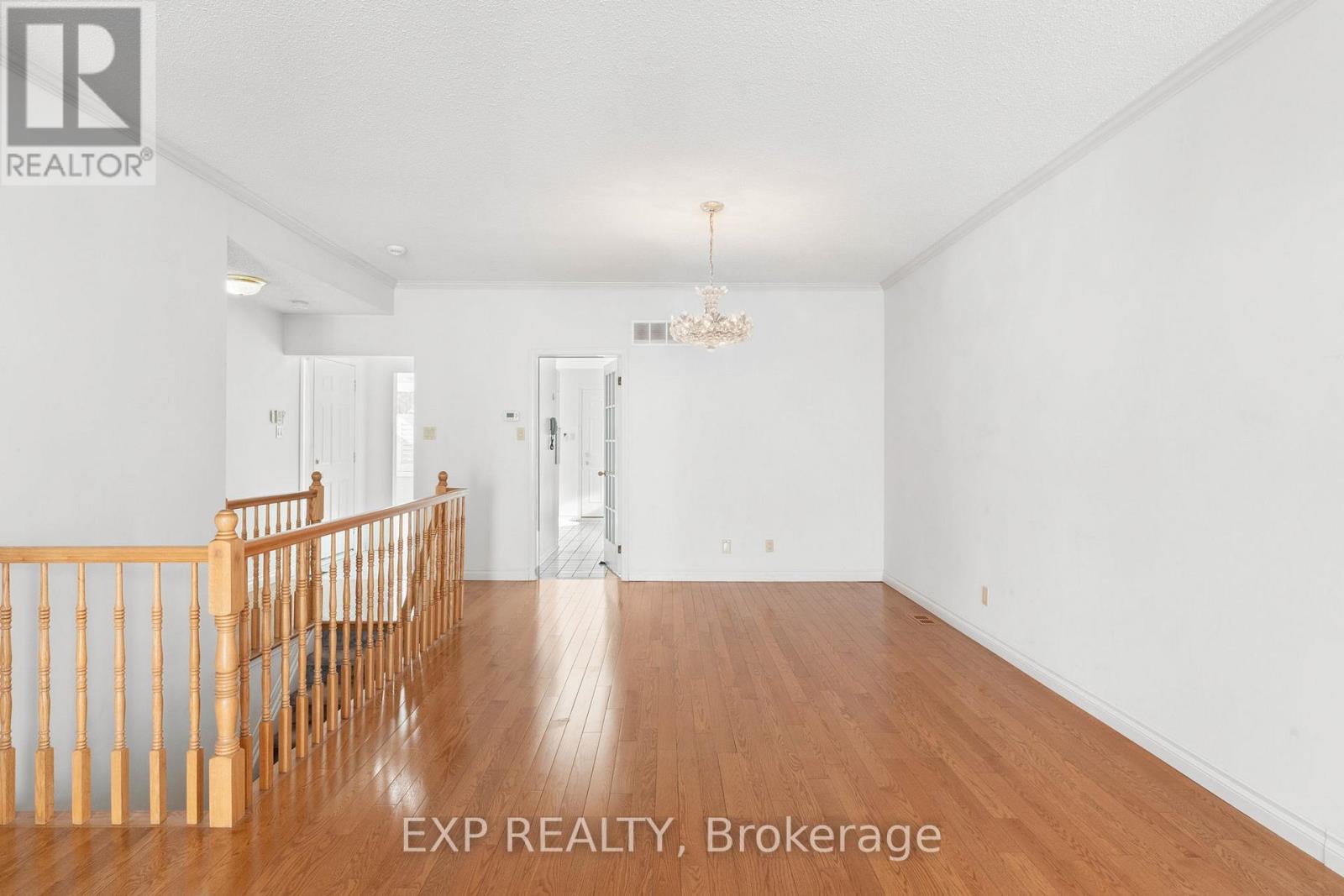 1 Heather Glen Court, Ottawa, Ontario  K2S 1L4 - Photo 11 - X12079401