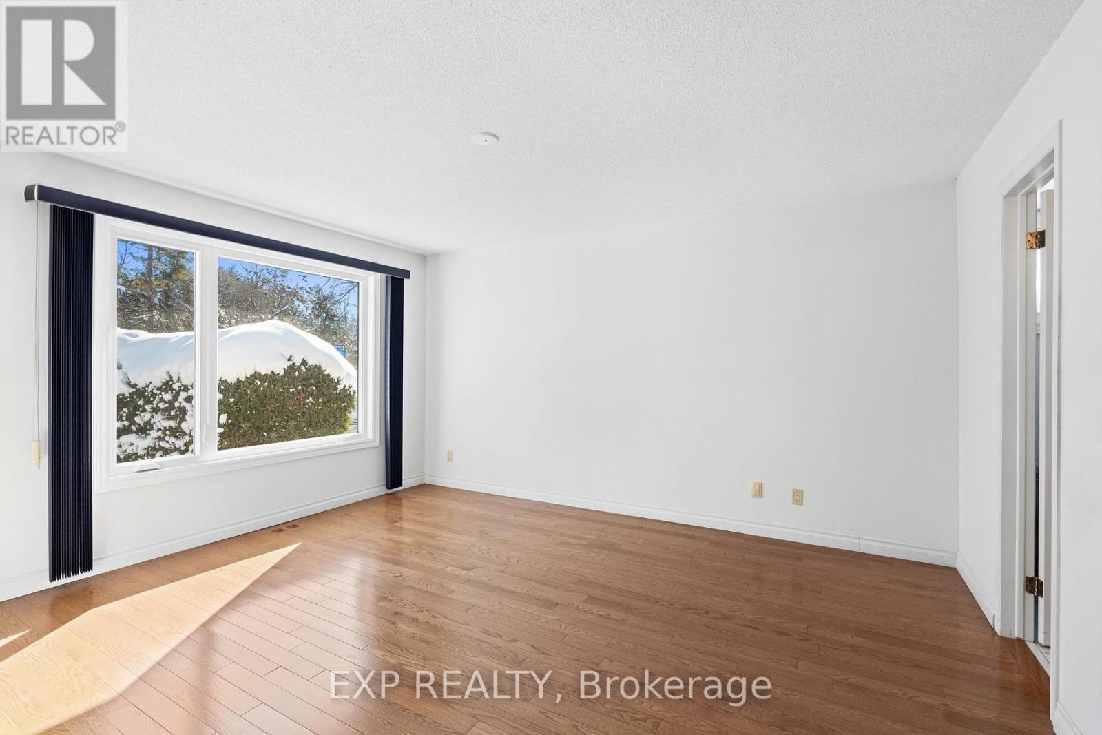 1 Heather Glen Court, Ottawa, Ontario  K2S 1L4 - Photo 23 - X12079401