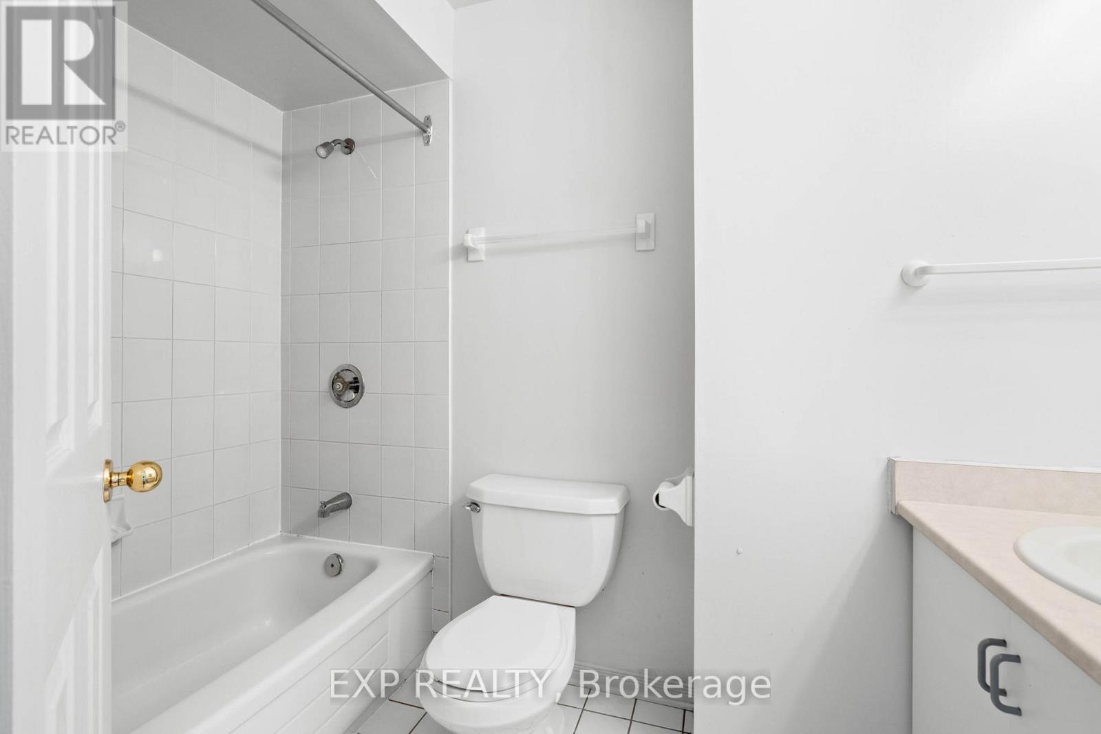 1 Heather Glen Court, Ottawa, Ontario  K2S 1L4 - Photo 30 - X12079401