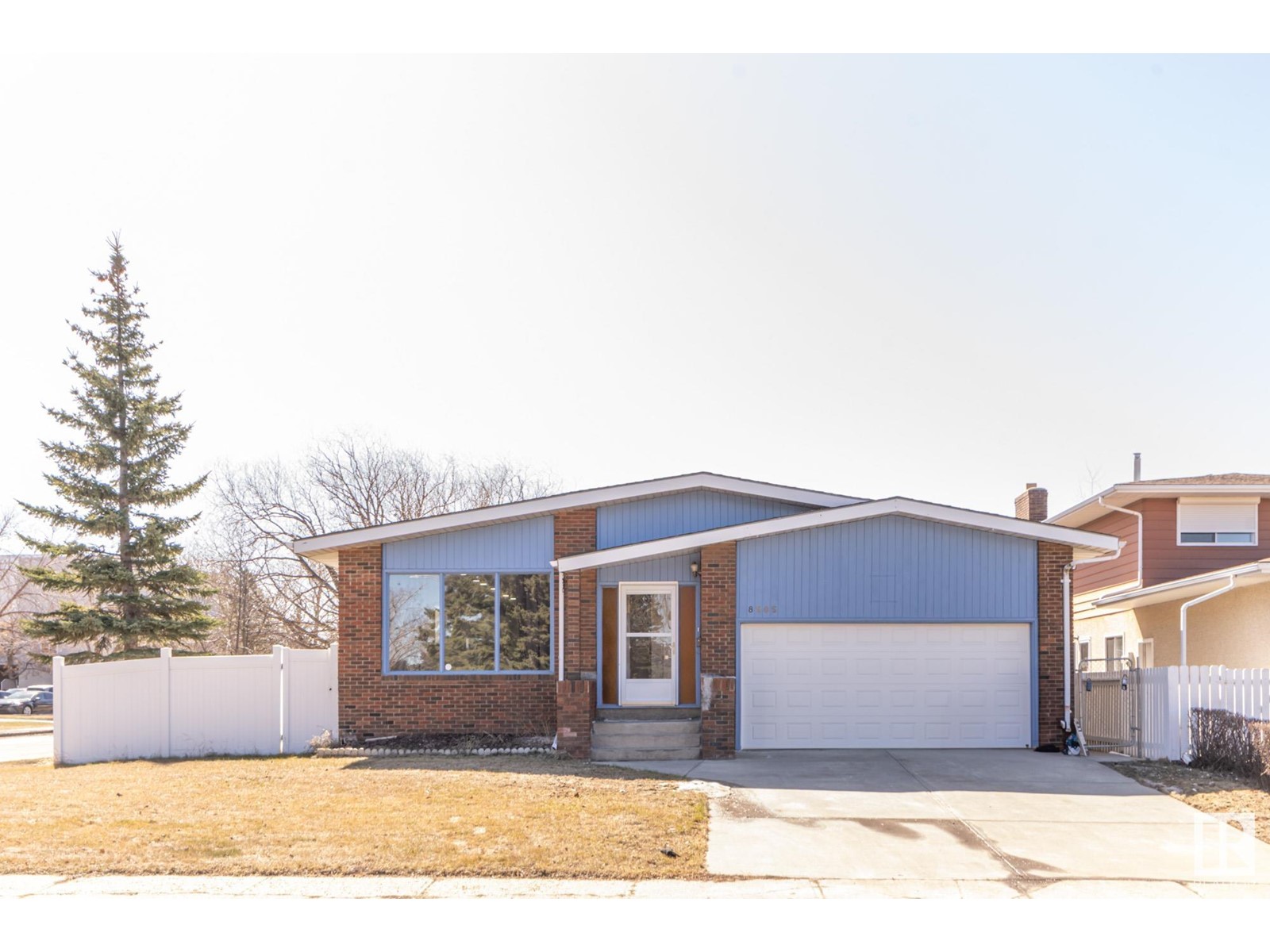 Property at 8505 39B AV NW image 1
