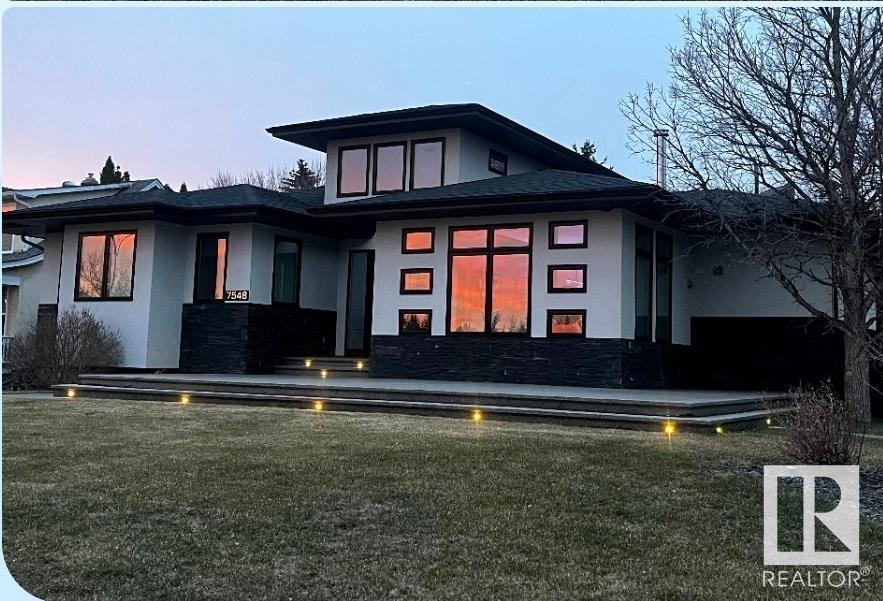 Property at 7548 110 AV NW image 3