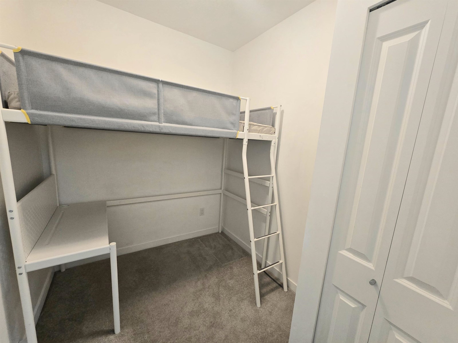 317 15825 85 Avenue, Surrey, British Columbia  V4N 6W9 - Photo 15 - R2986115