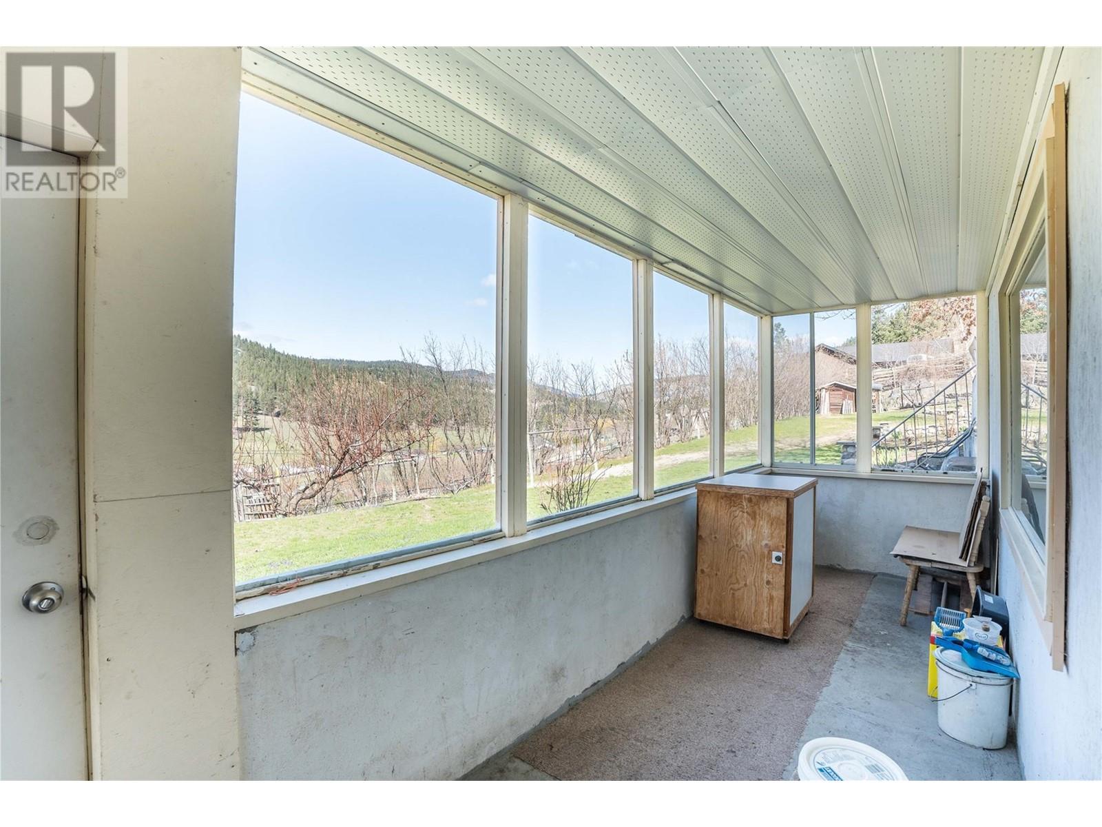 Property at 20609 Garnet Valley Road image 3