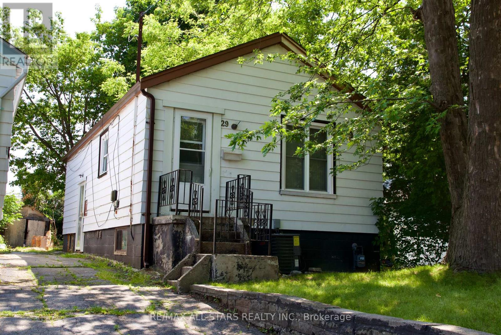 Property at 29 NORTH WOODROW BOULEVARD image 1