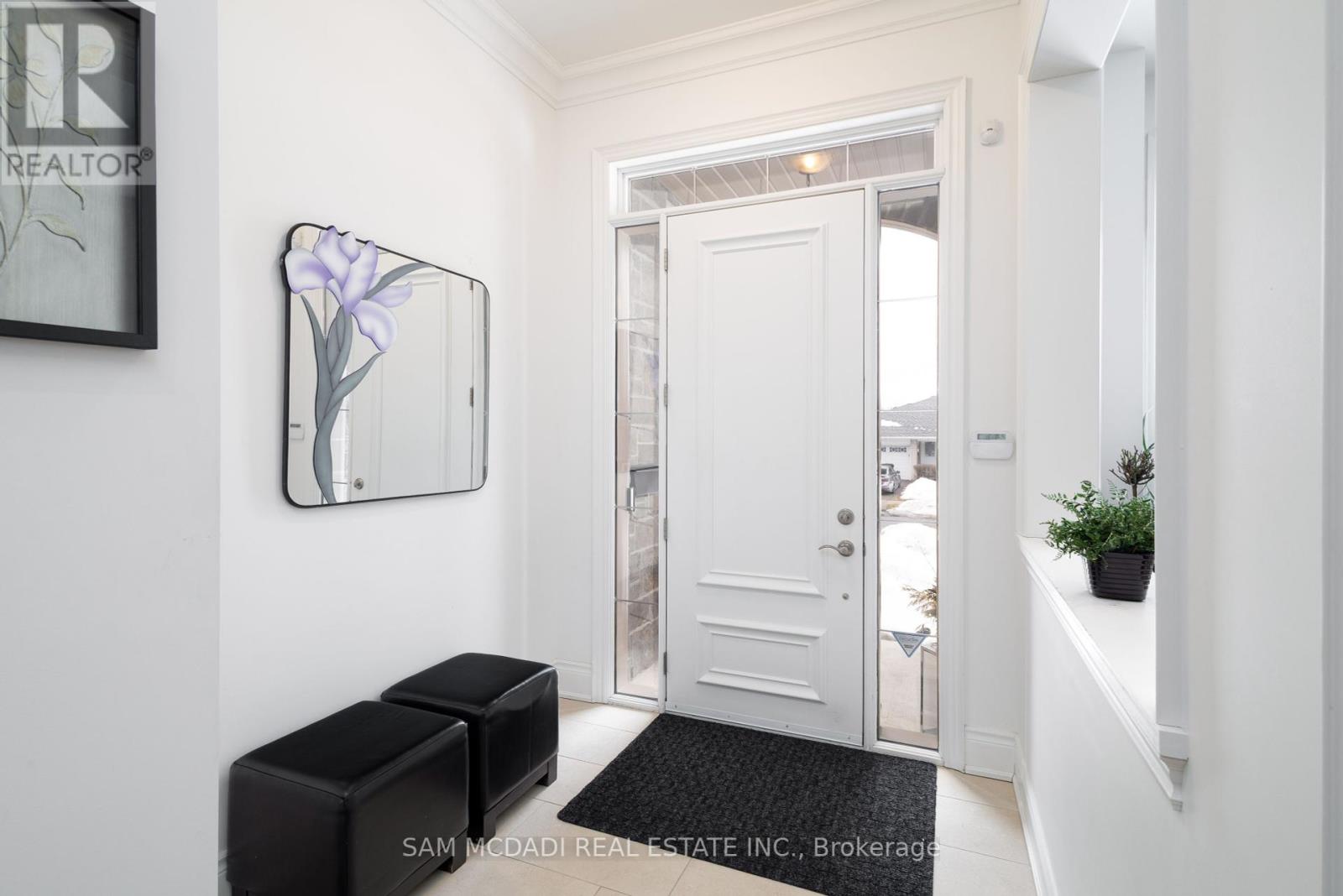 Property at 317 LA ROSE AVENUE image 2