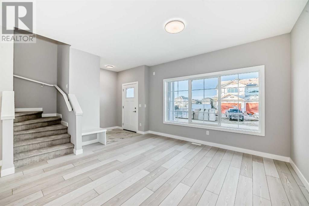 Property at 552 Chelsea Gardens image 3