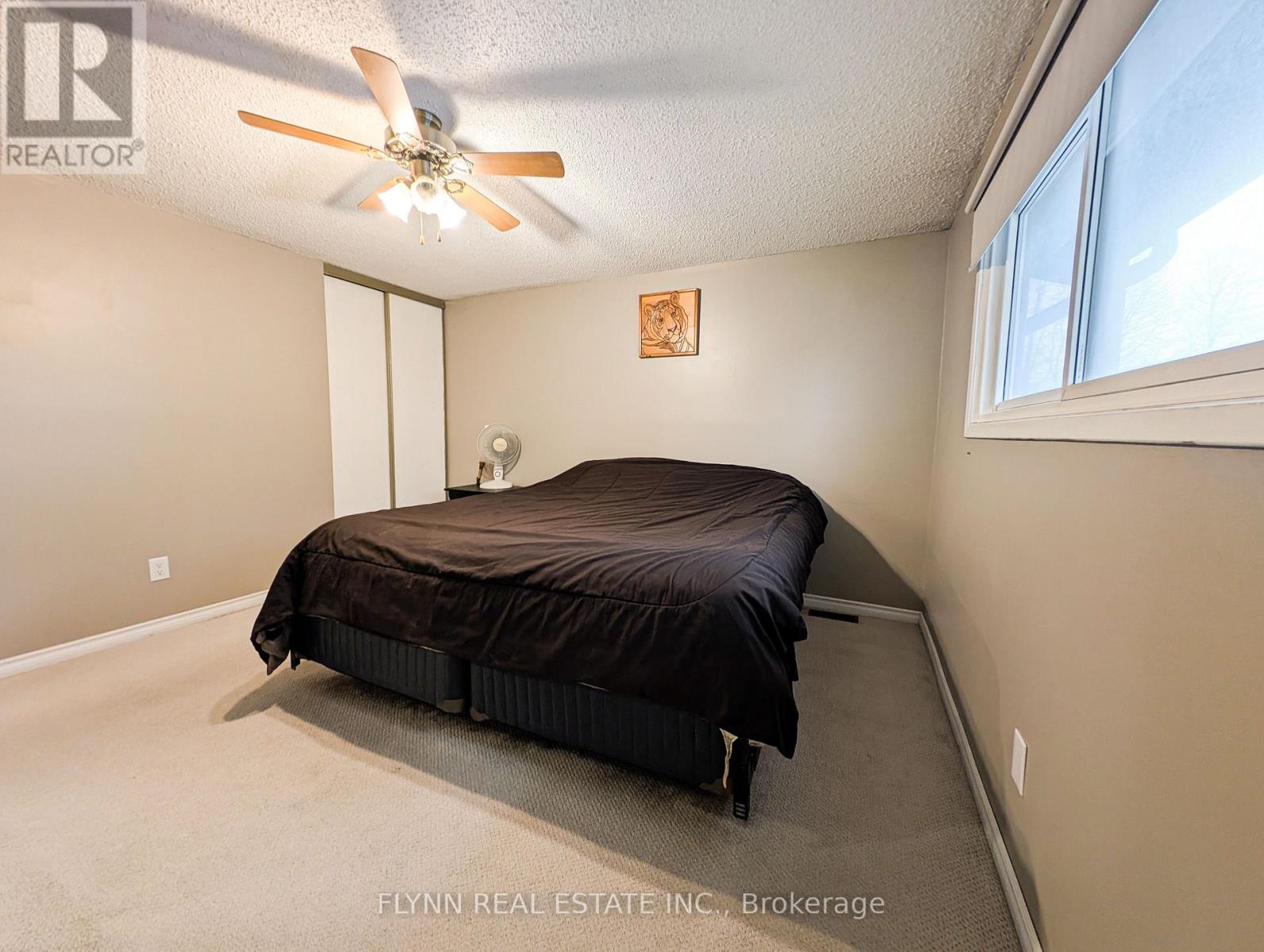 5985 Belaire Avenue, Niagara Falls, Ontario  L2H 1V1 - Photo 20 - X12079379